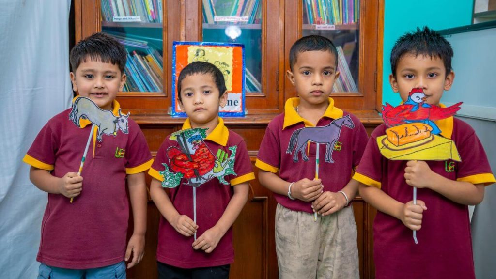 extra-curicullar-activities-shadow-play-at-kathmandu-best-presschool