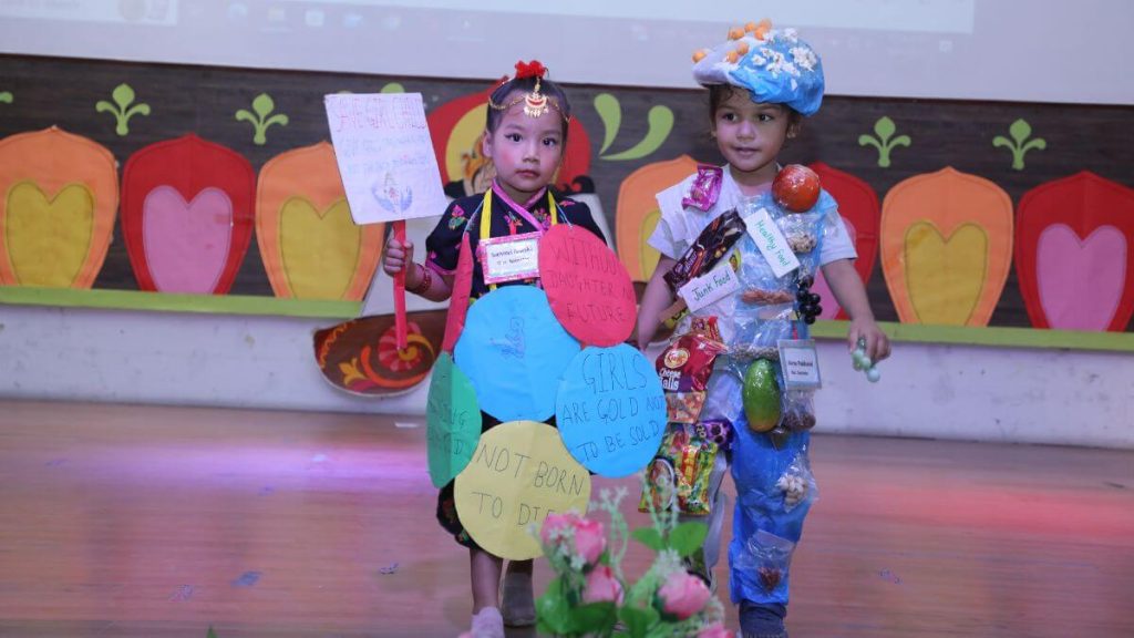 theme-exibition-curricular-activities-at-united-preschool